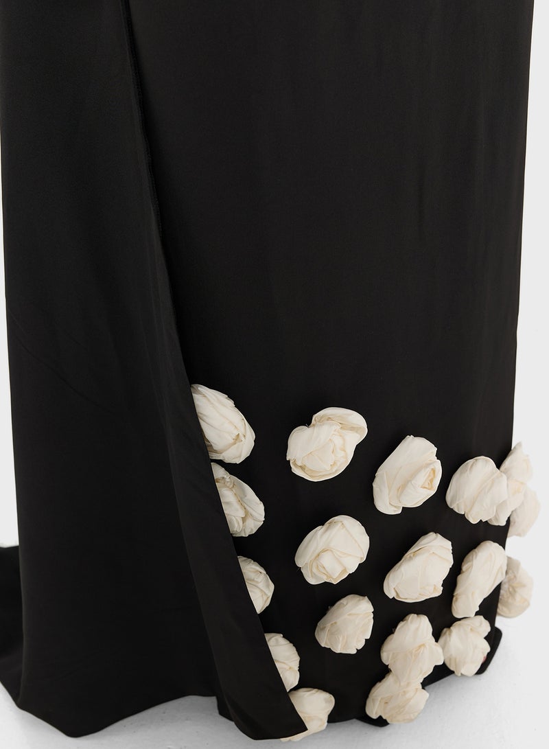 Namshi x One Shoulder Dress With Floral Detail & Trail - Image 5