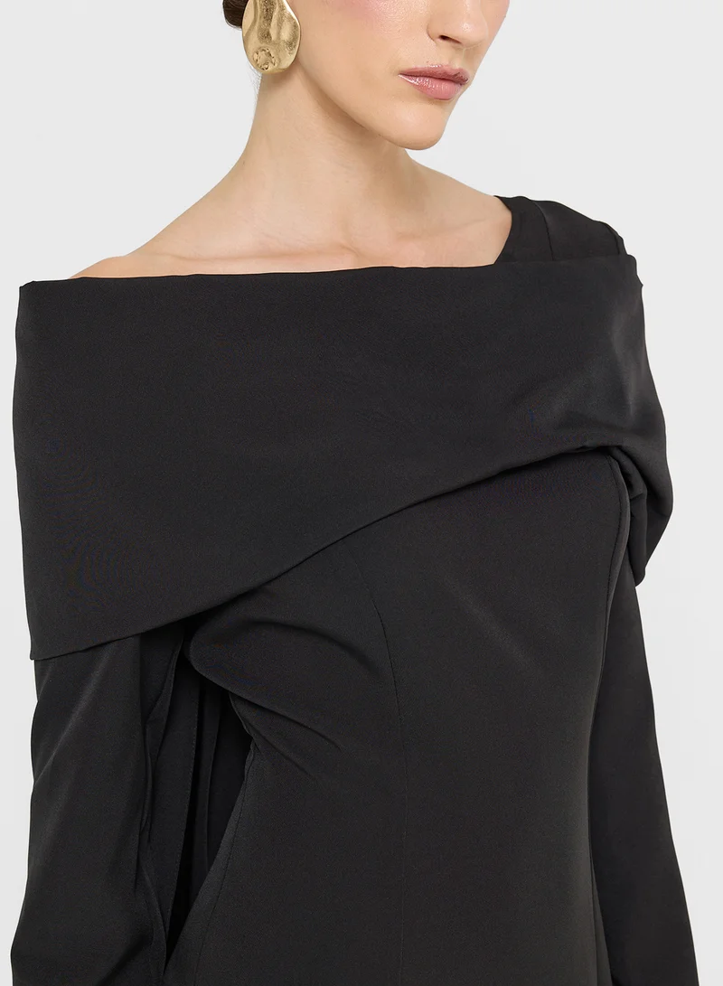 Namshi x One Shoulder Dress With Floral Detail & Trail