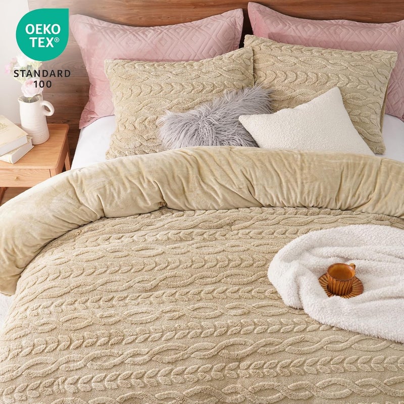 PHF طقم لحاف كينغ من شيربا الفاخر المكون من 3 قطع، بياضات دافئة وناعمة لفصل الشتاء، طقم سرير من الفلانيل المنقوش 3D، يتضمن 1 × 230 سم × 265 سم لحاف و 2 × 50 سم × 90 سم أغطية وسائد، كاكي - Image 5