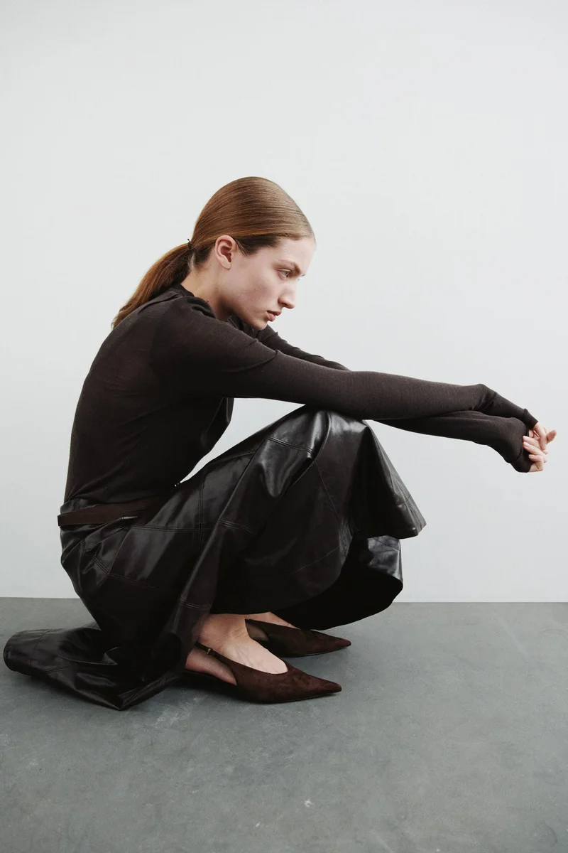 اتش اند ام حذاء مفتوح من الخلف بكعب صغير