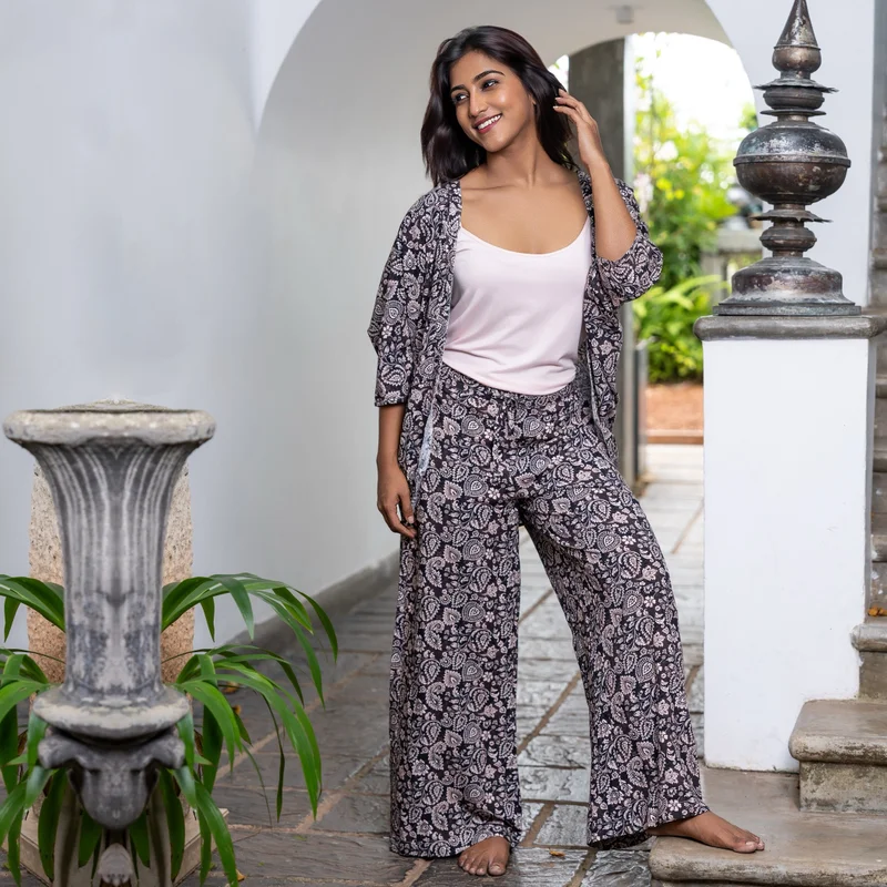 Aadaraya Aadaraya Pyjama Set Kimono with Camisole and Pants