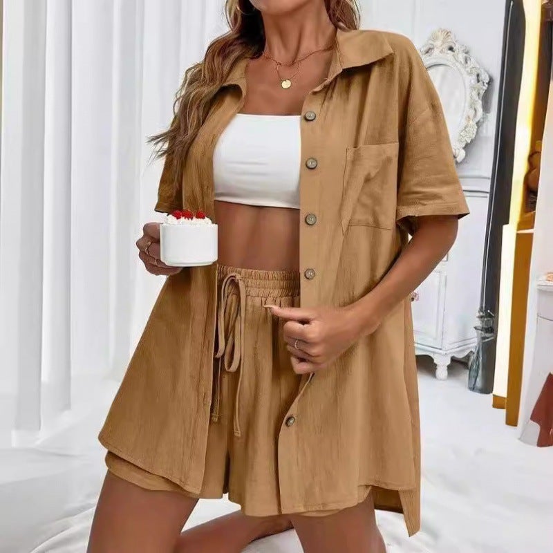 طقم نسائي كاجوال من قطعتين بأكمام قصيرة وشورت - Image 2
