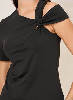 Styli Fitted Asymmetric Neck T-Shirt with Cut-Out Detail  - Image 4