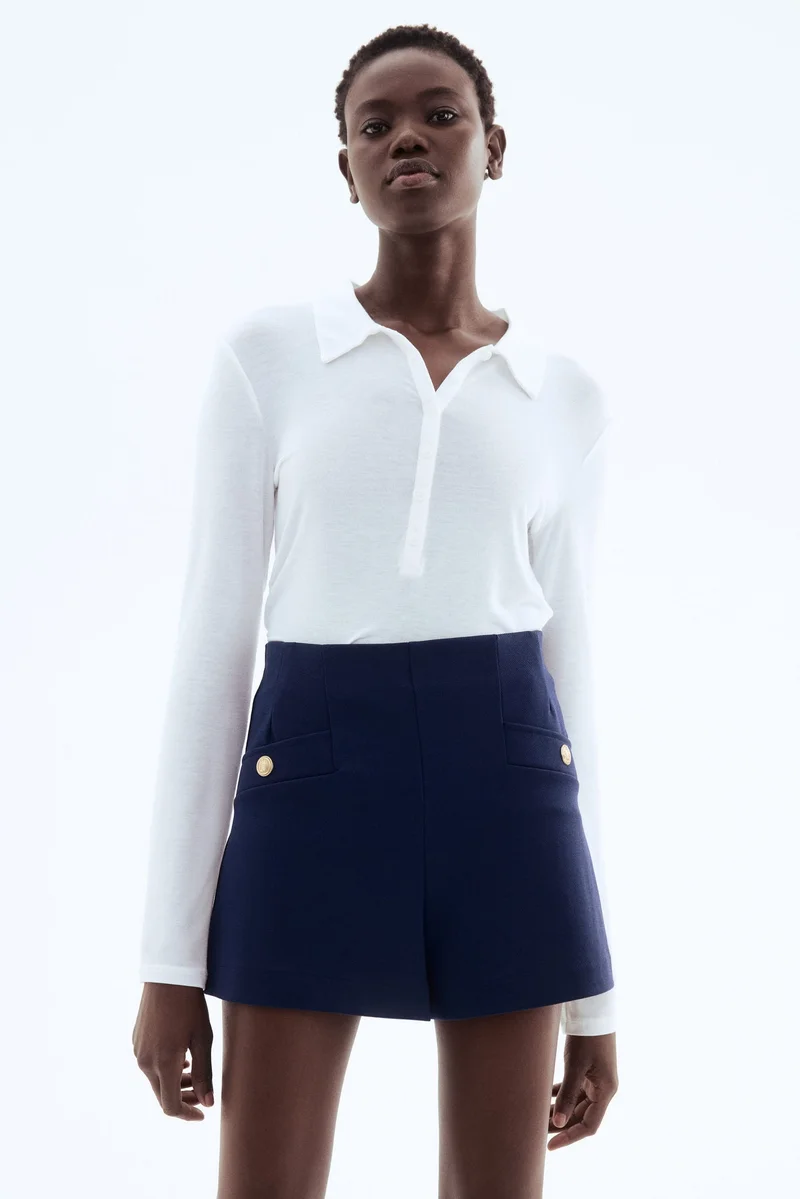 اتش اند ام شورت من نسيج الإنترلوك