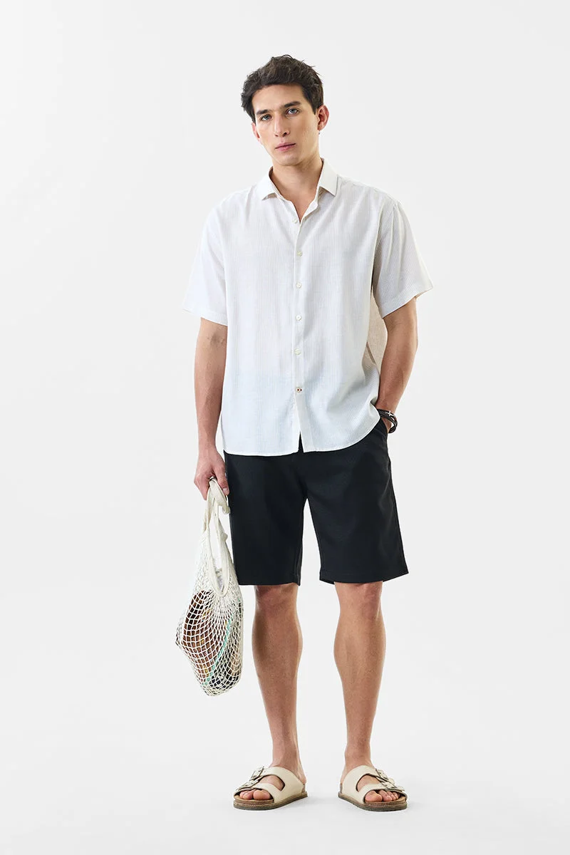 SNITCH شورت أسود بقصة عادية