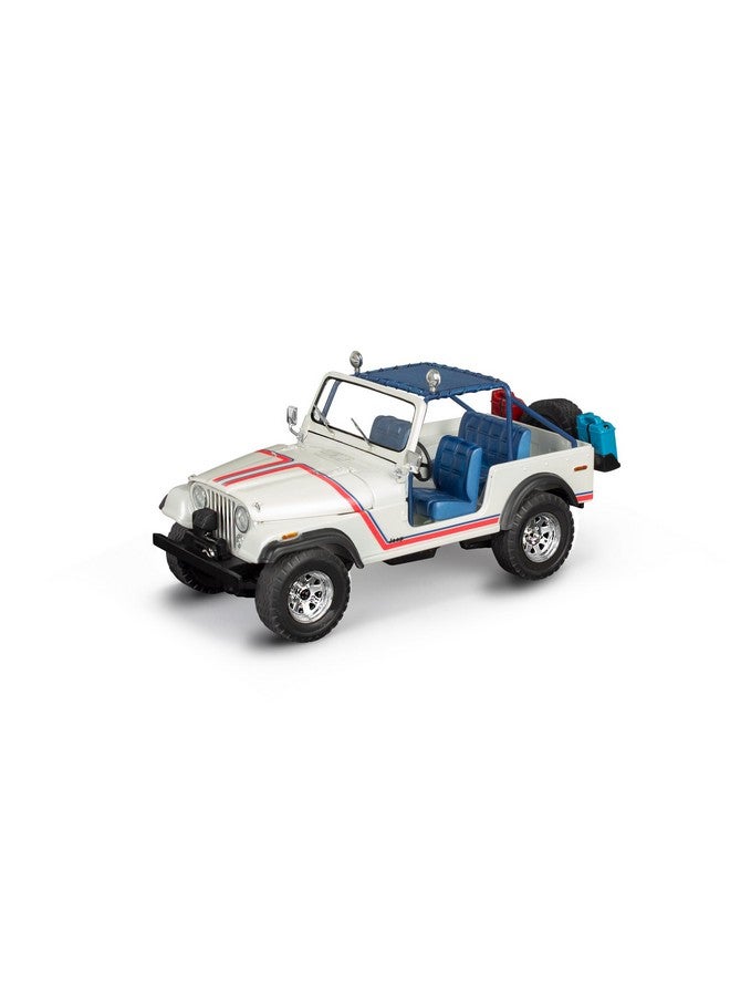 Revell Level 5 Model Kit 1977 Jeep CJ-7 2-in-1 Kit 1/24 Scale Model - Image 3
