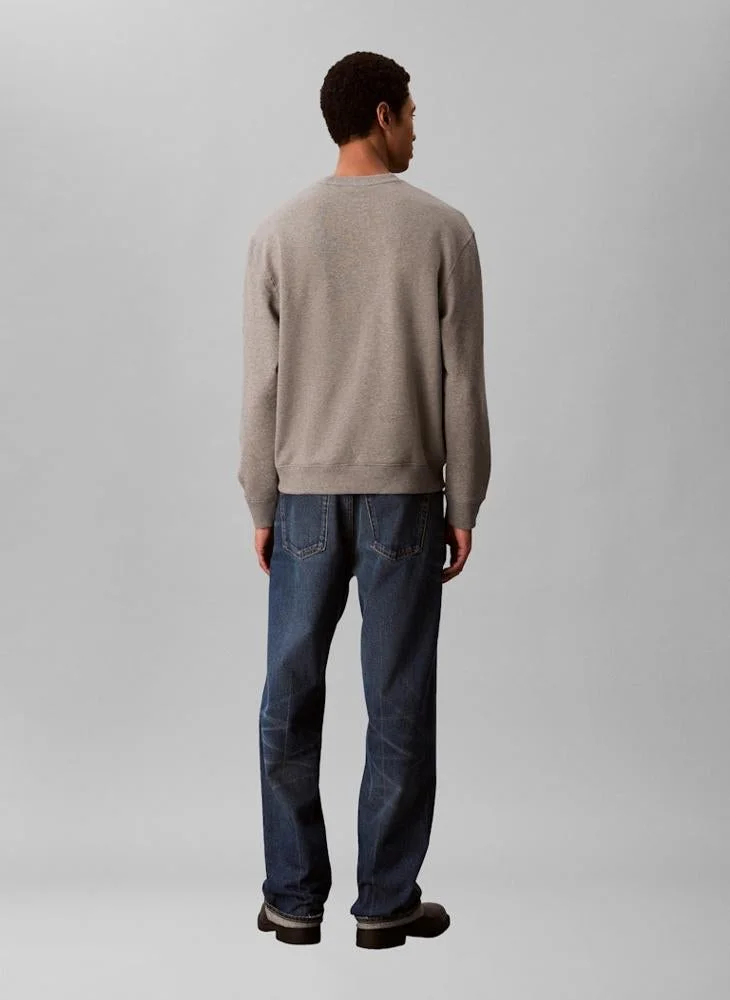 كالفن كلاين جينز سويت شيرت تيري بياقة دائرية بحروف أولى