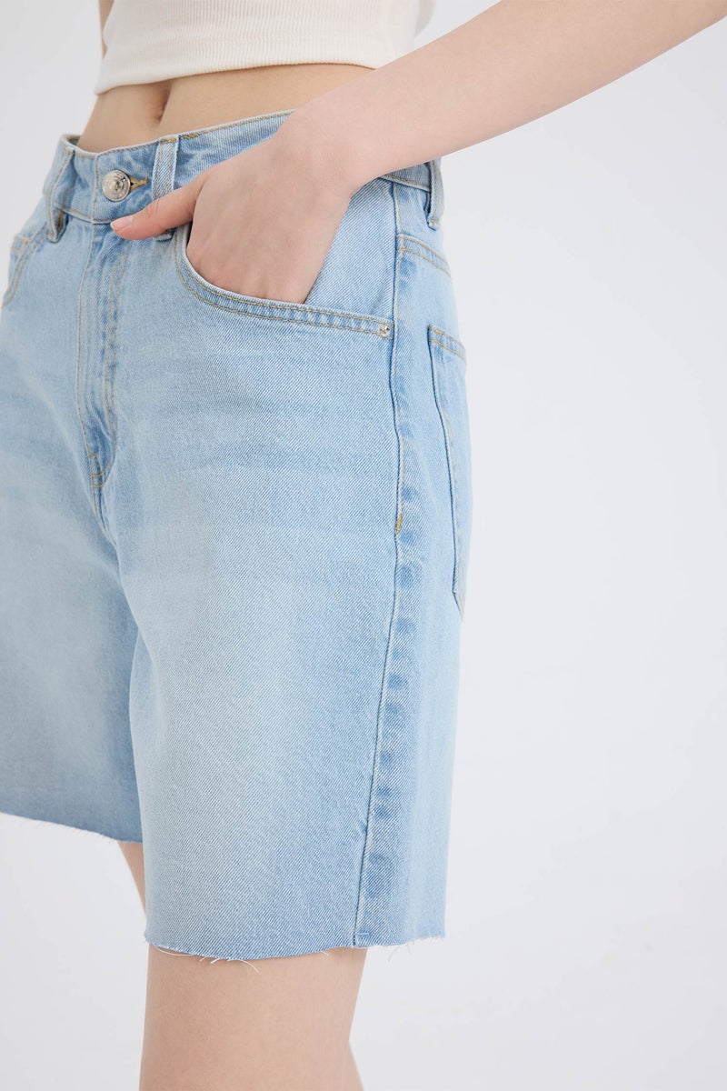 DeFacto Woman Jean High waist Bermuda  - Image 3