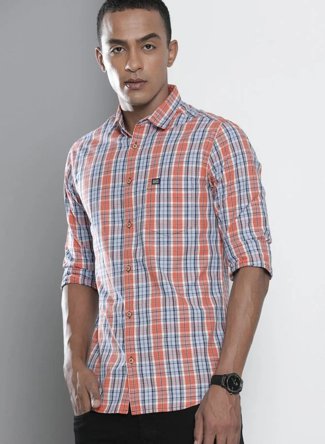 شركة المرآب الهندية Men Slim Fit Checkered Full Sleeves Spread Collar Casual Shirt