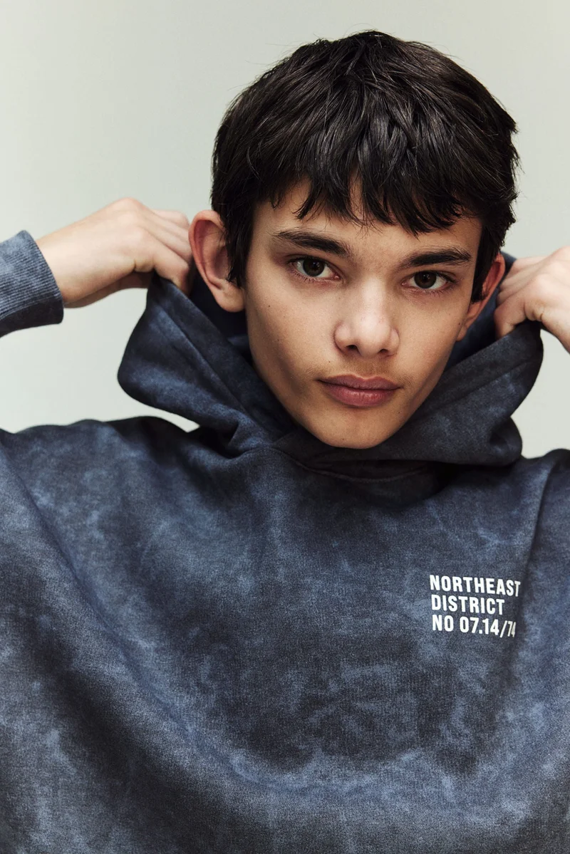 اتش اند ام Hoodie