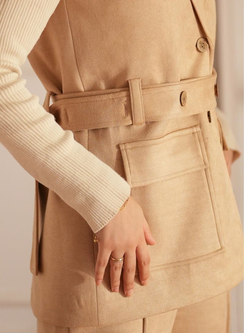 **Beige Winter Suit Set with Pants, Padded Vest, and Belt (3XL 100-115k) - by Stilo - Image 3