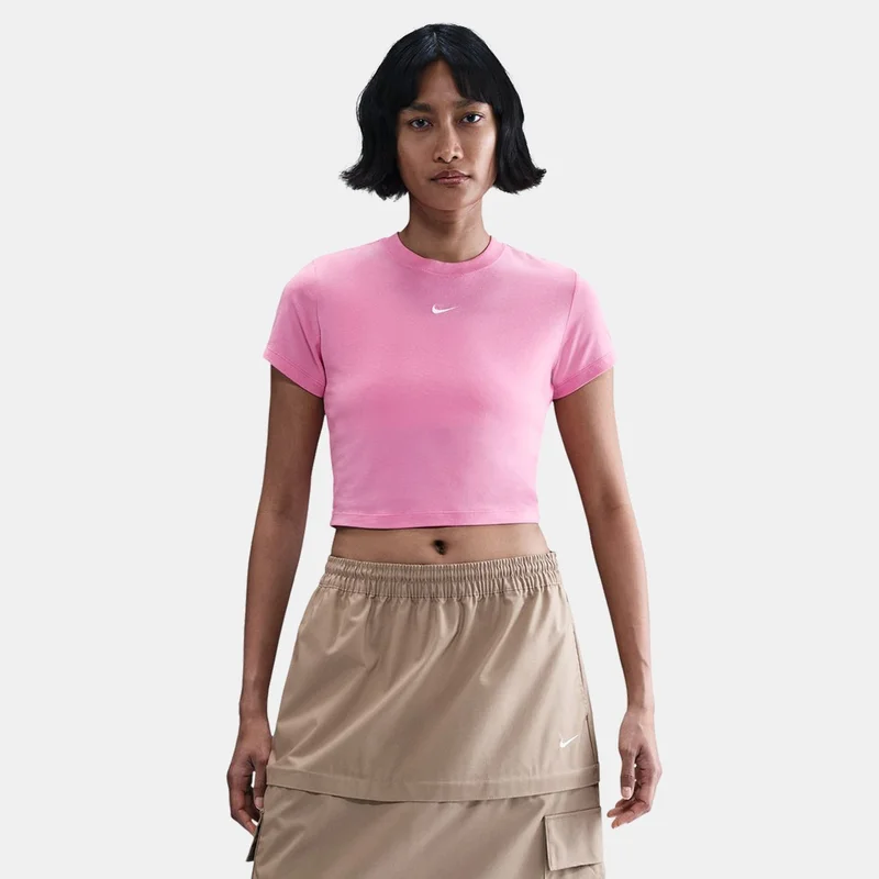 نايكي تيشيرت قصير سبورتسوير تشيل كينت للنساء