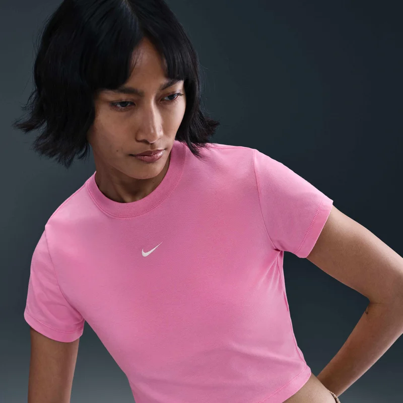 Nike Women's Sportswear Chill Knit Crop Top
