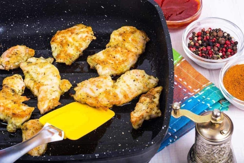 PRUJASH ENTERPRISE PRUJASH ENTERPRISE Silicone Spatula and Oil Brush Set Special for Cake BBQ Oil Brush for Cooking Kitchen Use MixerGrillingTandoorCookingBakingGlazingOil Brush with Spectula1 Set  - Image 4