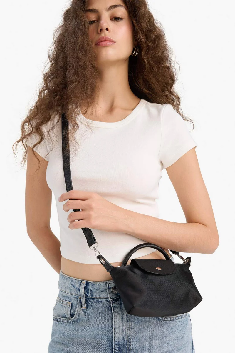 ديفاكتو Crossbody Bag