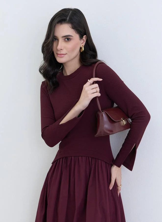 ستايلي فستان ميدي بأكمام طويلة وتصميم واسع من الأسفل