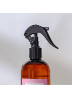 Amara Amara Room Spray Bombshell | Luxury Scented Spray for Home | Bold Floral Fragrance Aromatherapy Natural Room Freshener Long Lasting Elegant Scent 500 ml  - Image 2
