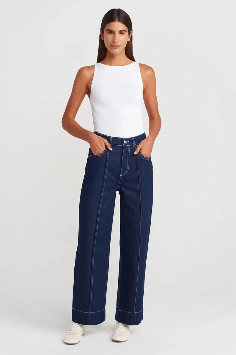 Dilvin White DILVIN Ribbed Halterneck Slim-Fit Blouse for Women | Best Price UAE