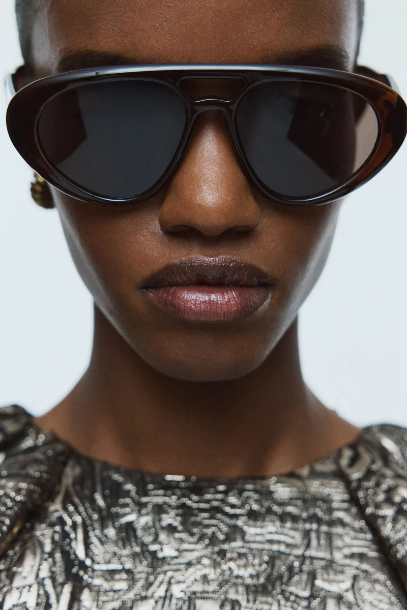 H&M Balloon-sleeved dress