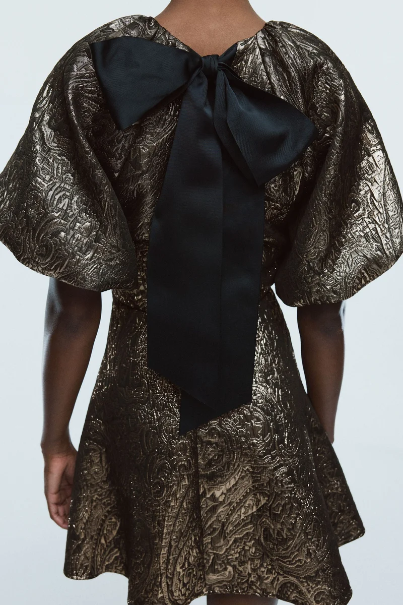 H&M Balloon-sleeved dress