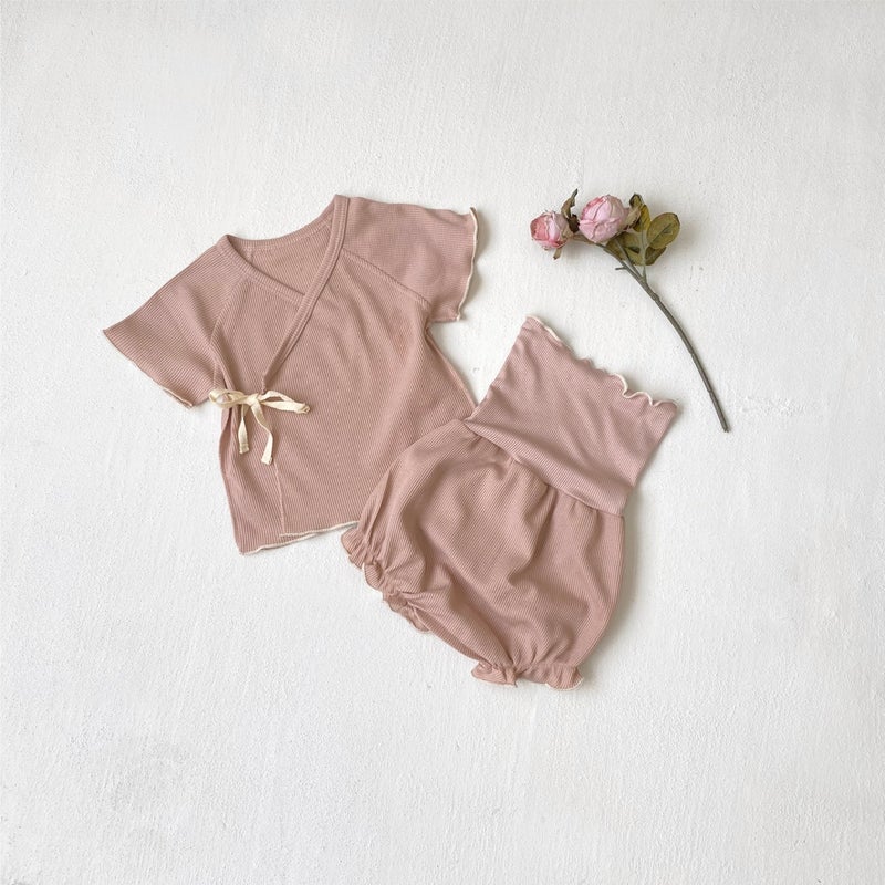 Baby Girl Waffle Knit Ruffle Top  High-Waist Shorts Set Beige hat  - Image 3