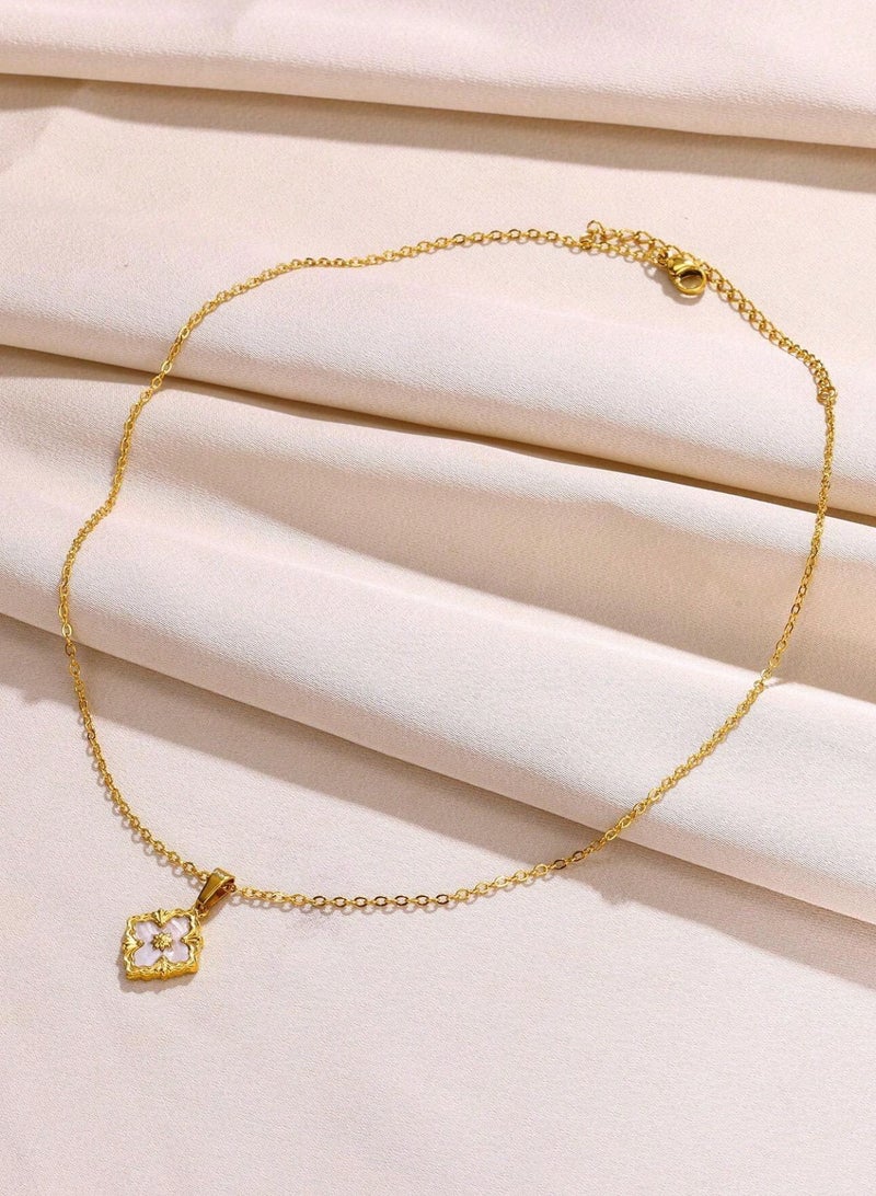 إيكوال سلسال نسائي مصنوع من الاستانلس ستيل مطلي باللون الذهبي - Image 4