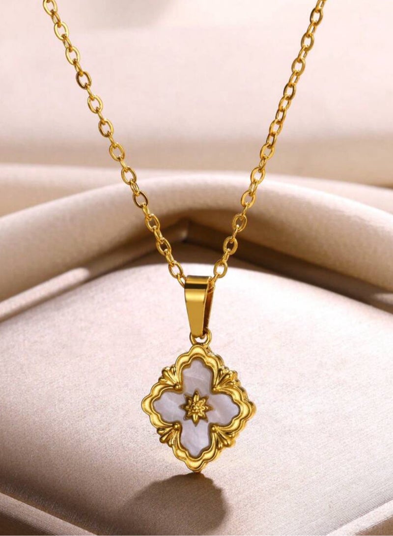 إيكوال سلسال نسائي مصنوع من الاستانلس ستيل مطلي باللون الذهبي - Image 3