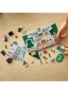 LEGO LEGO 76410 Harry Potter Slytherin House Banner Set  - Image 5