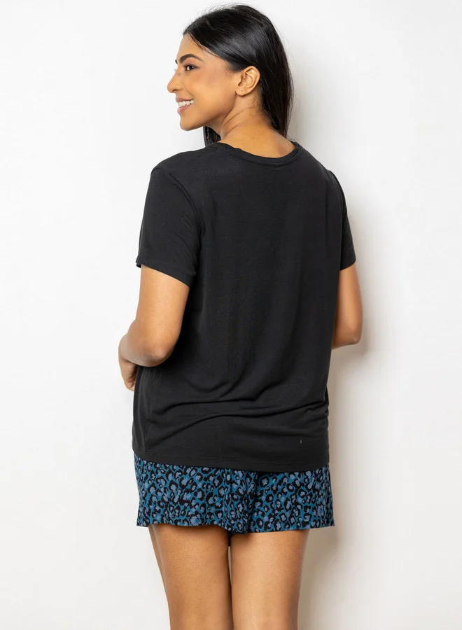 Aadaraya Aadaraya Printed Round Neck T-shirt and Shorts Set