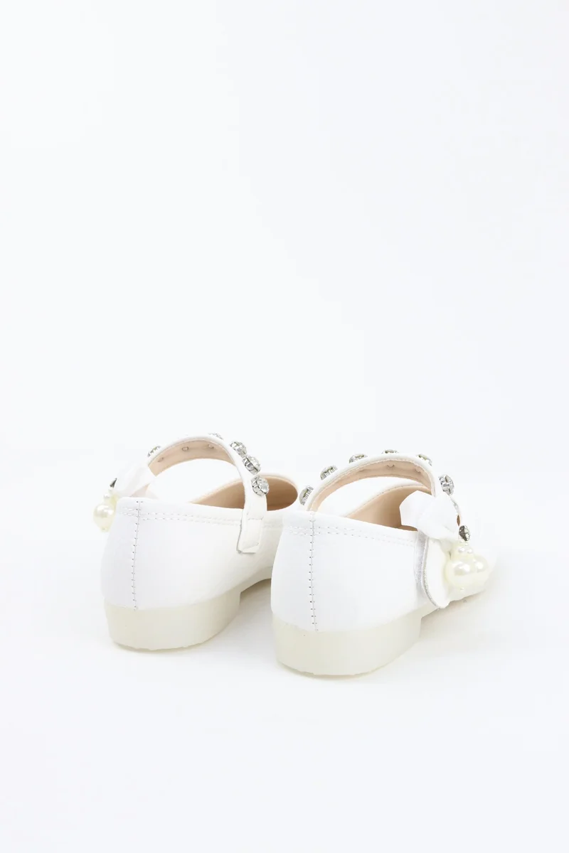 Viny WHITE VINY Girls  Ballerina Flats Strap – Elegant Ballet Flats for Girls, Comfortable Party & Wedding Shoes, Princess Dress Shoes for Kids for Women | Best Price UAE