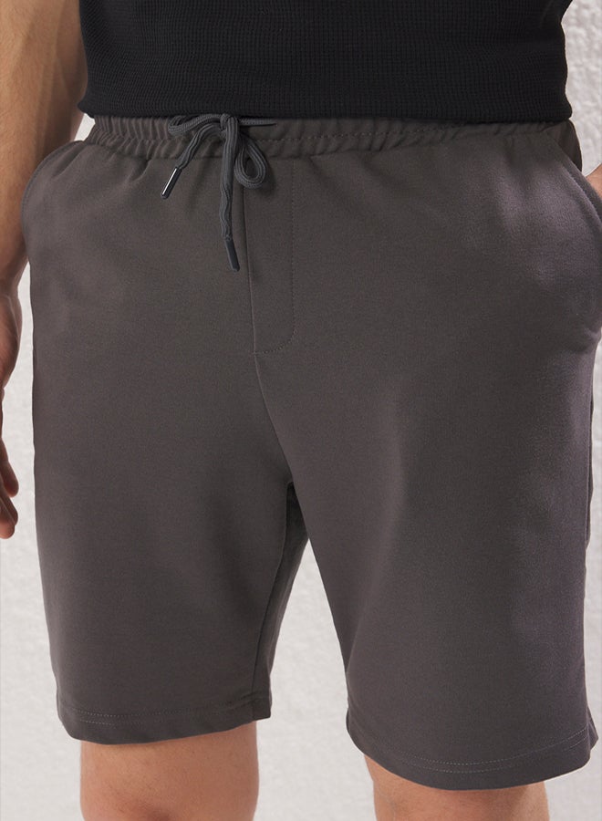 trendyol Smoked Basic Regular Mid Length/Normal Cut Plain Shorts - Image 4
