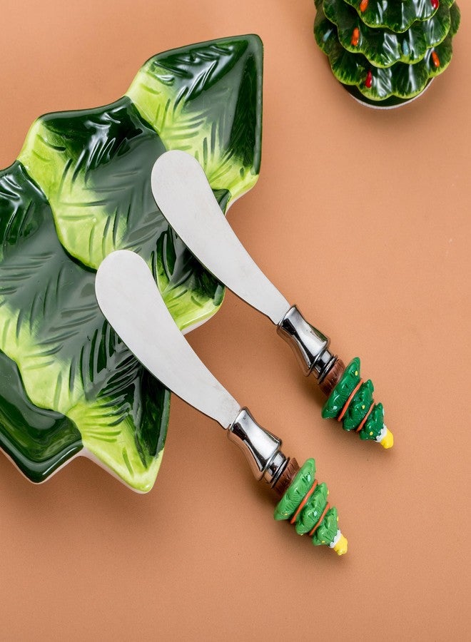 HPYNPES مجموعة ملاعق جبن عيد الميلاد من HPYNPES، 8 قطع - مقابض راتنجية مطلية يدويًا بزخارف العيد وشفرات من الفولاذ المقاوم للصدأ - سكاكين زبدة احتفالية للجبن والمربى والدهون القابلة للدهن - ديكور تقديم مقبلات حفلات عيد الميلاد - Image 5