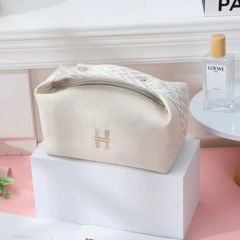 H cosmetic bag canvas portable large capacity wash bag portable lunch box simple cosmetics storage bag manufacturers wholesale White
