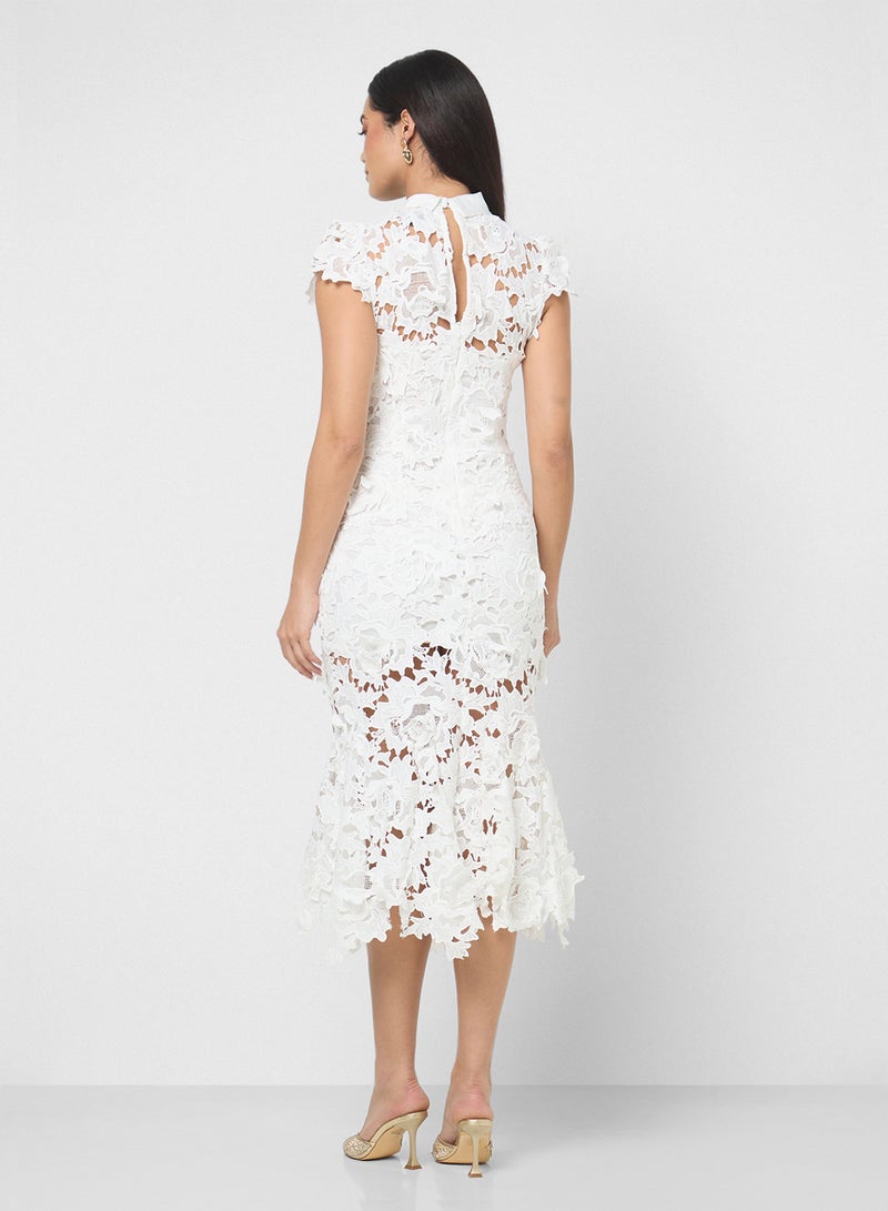 ايلا ليمتد اديشن فستان دانتيل - Image 2