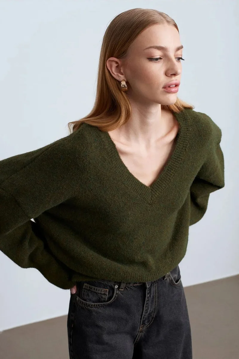 DILVIN Women's V-neck Ribbed Knit Sweater
