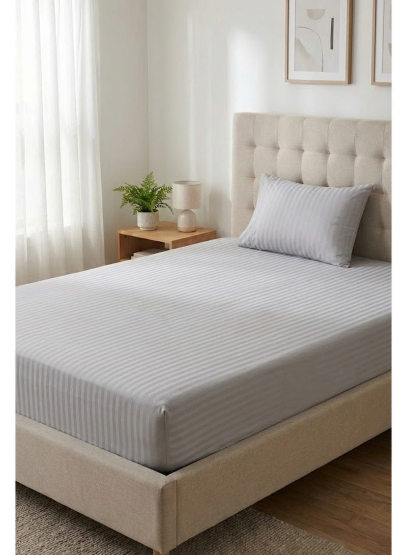 قطني طقم ملاءة سرير مفردة من قطعتين من الألياف الدقيقة - رمادي فاتح مخطط 90×190 سم مع شريط مطاطي كامل وغطاء وسادة واحد - Image 1