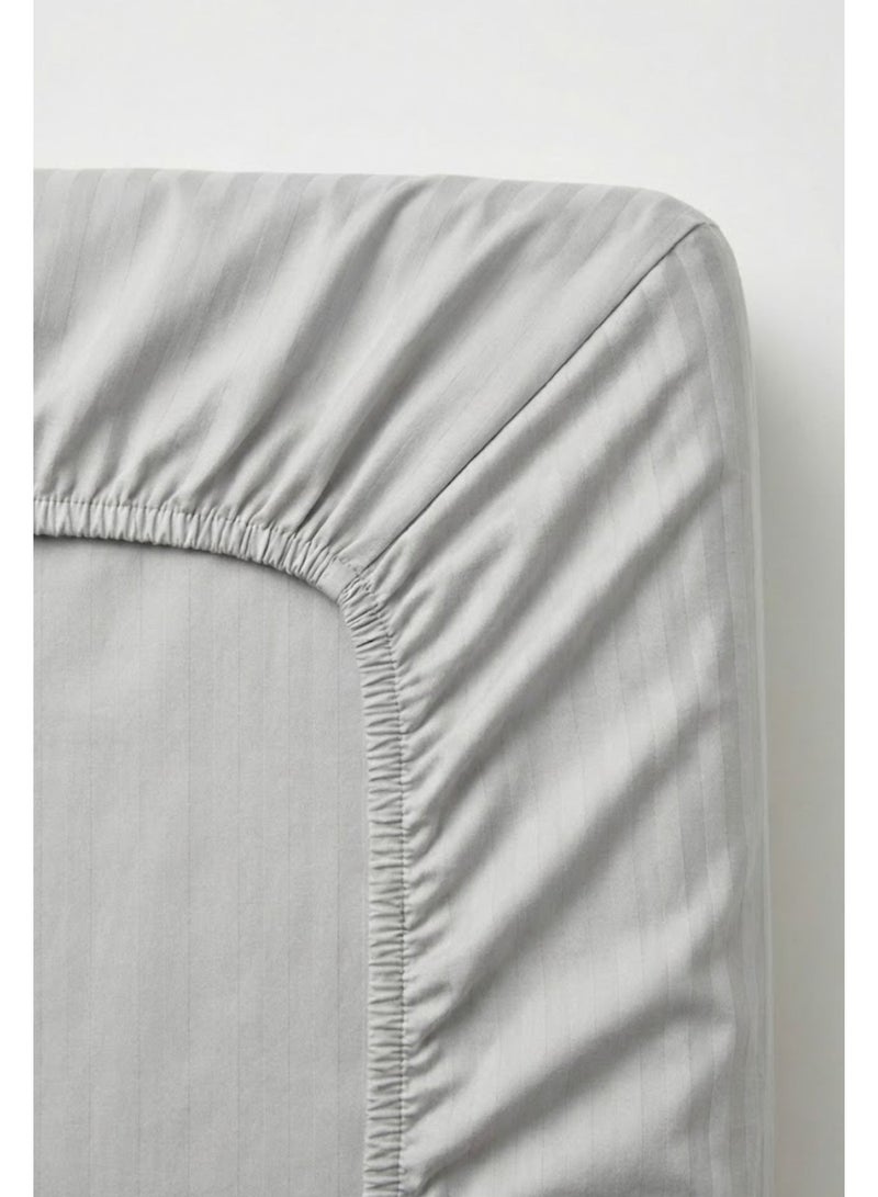 قطني طقم ملاءة سرير مفردة من قطعتين من الألياف الدقيقة - رمادي فاتح مخطط 90×190 سم مع شريط مطاطي كامل وغطاء وسادة واحد - Image 2