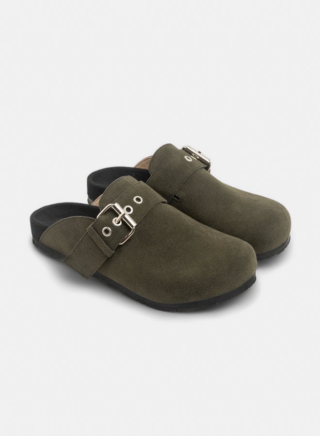 XXL Buckle Clogs