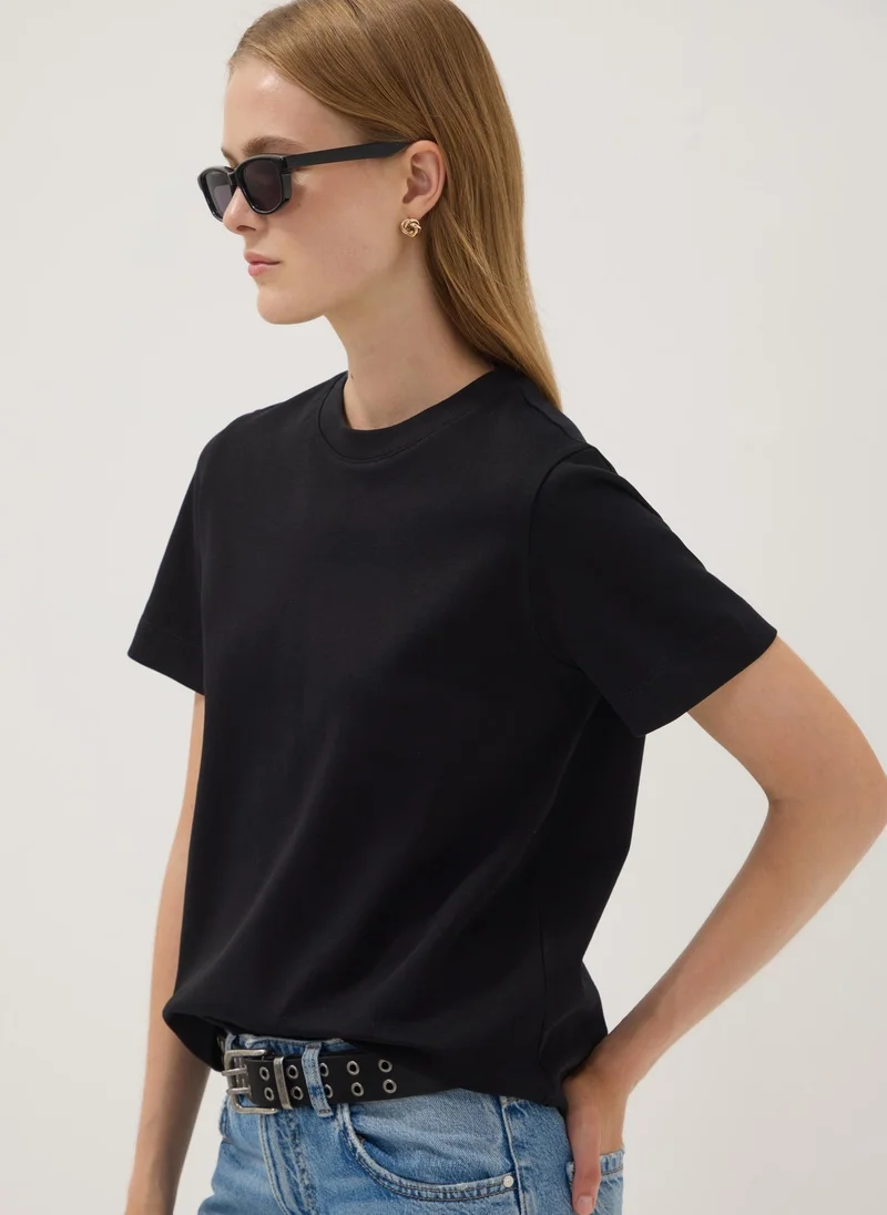 Ovs  OVS Black Relaxed-Fit Pure Cotton Short-Sleeve T-Shirt for Women | Best Price UAE