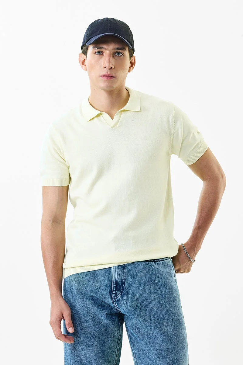 سنيتش Yellow Solid Half Sleeve Regular Fit T-Shirt