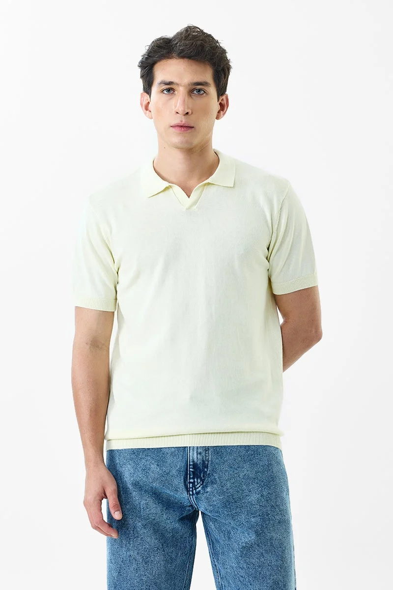 سنيتش Yellow Solid Half Sleeve Regular Fit T-Shirt
