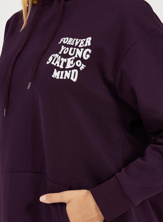 Styli Regular Fit Longline Slogan Print Hoodie  - Image 4