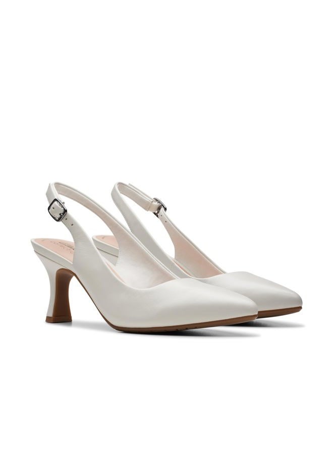 clarks حذاء كاتالينا للنساء، جلد أبيض فاتح، 9 - Image 5