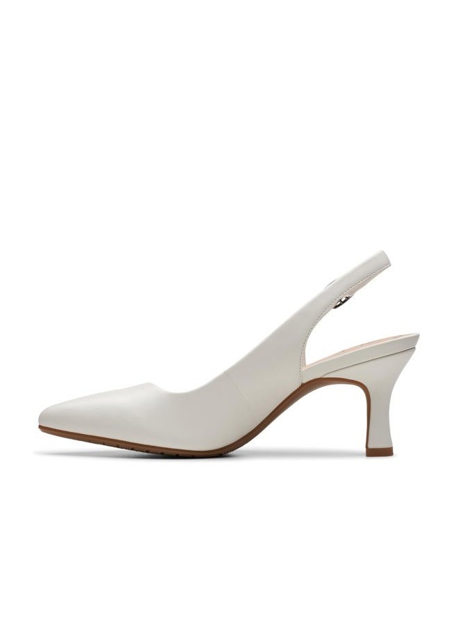 clarks حذاء كاتالينا للنساء، جلد أبيض فاتح، 9 - Image 3