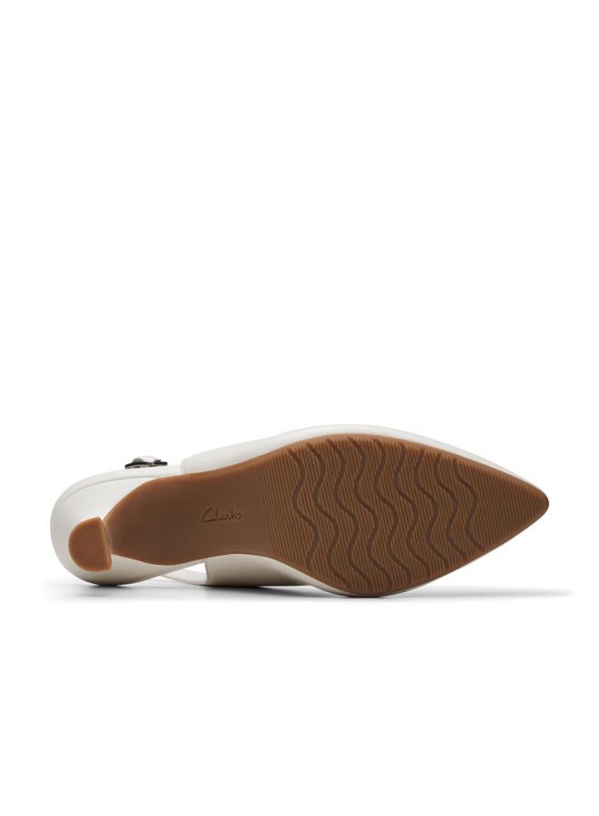 clarks حذاء كاتالينا للنساء، جلد أبيض فاتح، 9 - Image 4