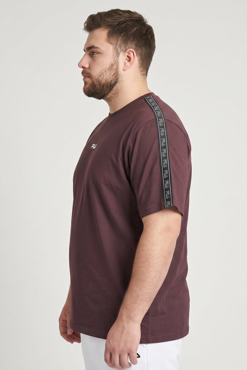 FILA Men Sportswear Fit Short Sleeve Outdoor T-Shirt, Chocolate Brown - Image 3