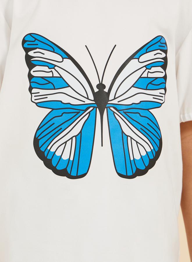 Styli Graphic Print T-Shirt and Ruffle Trim Shorts Set  - Image 4