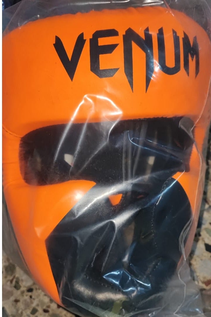 فينوم خوذة ملاكمة وواقي رأس احترافي من الجلد الطبيعي للتدريب والقتال - تصميم مريح ومتين لحماية الوجه والرأس - للرجال والنساء-مقاس L_ معدات رياضيه، أدوات رياضية ، تمارين رياضيه ، لياقه بدنيه، العاب رياضيه ، العاب للجيم - Image 2