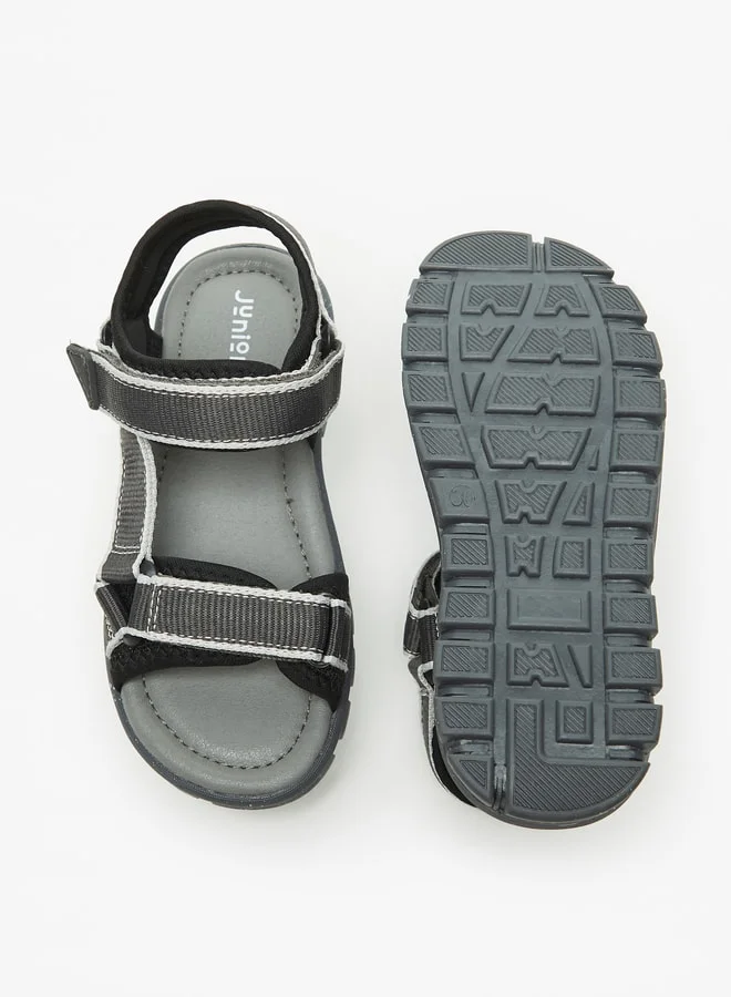 جونيورز Boys Colourblock Floaters With Hook And Loop Closure