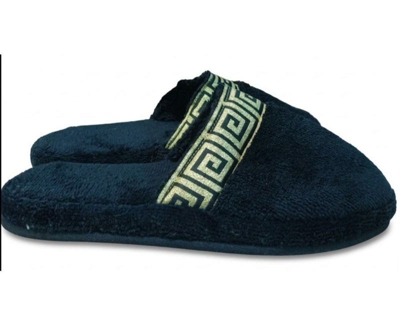 Luxe Concepts Elegant Black Slippers with Gold Accent – DreamSoft Plush Comfort-Size-30CM - Image 1